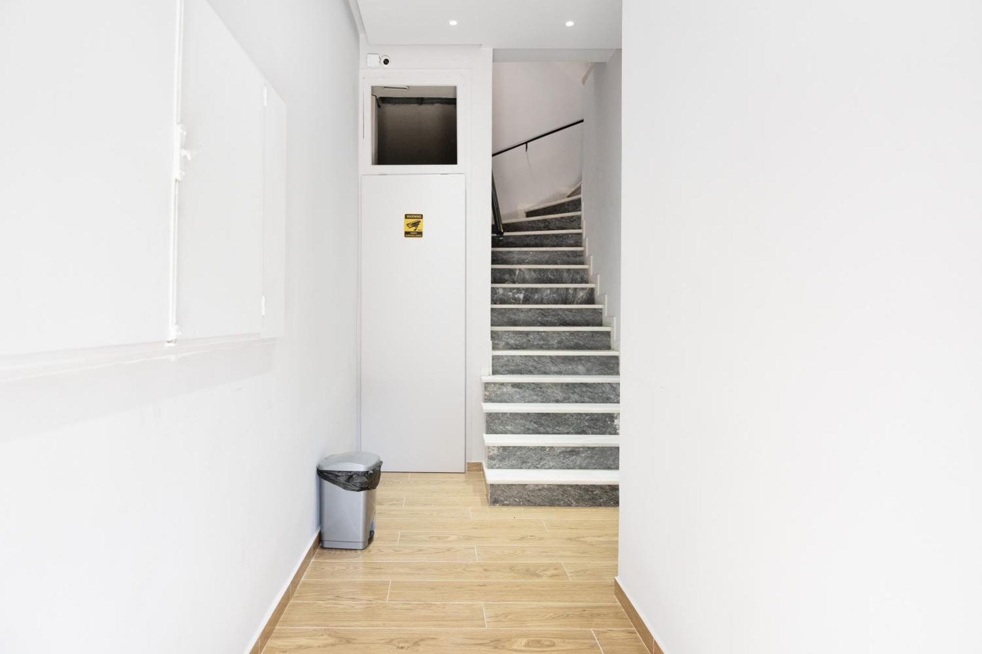 Apartment Kazi 1 *